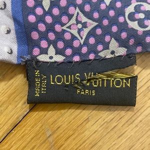 Authentic Louis Vuitton Scarf